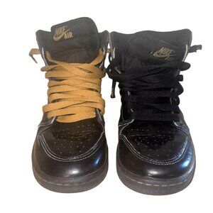 Nike Air Jordan 1 Mid Black & Gold Sneakers Size 5Y Pre-Owned